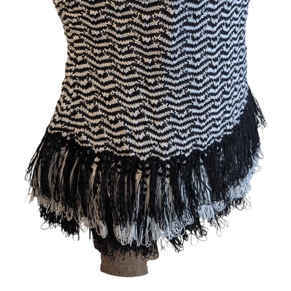 NWT White House Black Market Black White Knit Tassel Fringe Strapless Corset 10 - Picture 2 of 7